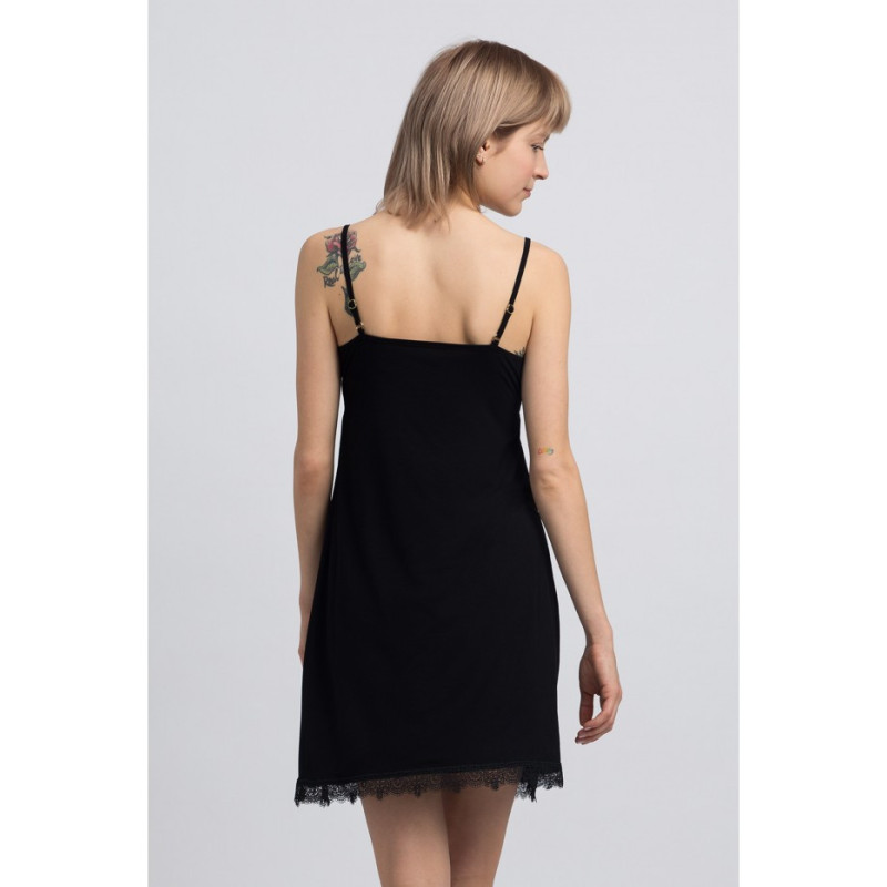 LA047 Viscose nightgown with lace - black