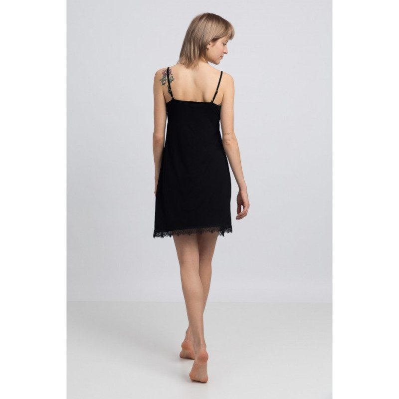 LA047 Viscose nightgown with lace - black