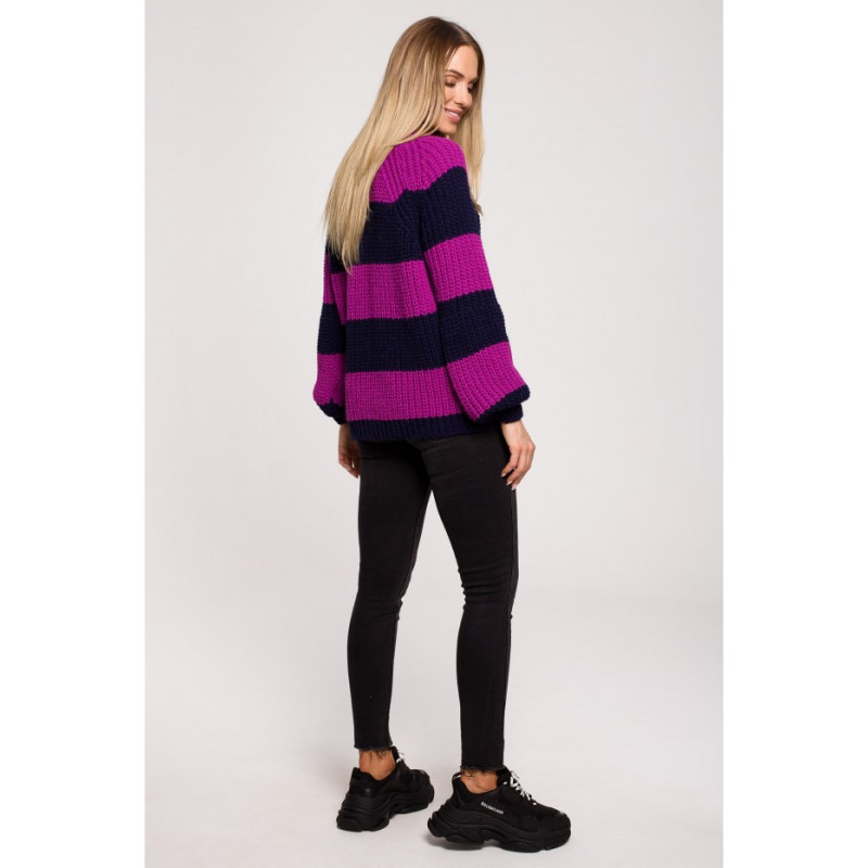 M632 Striped Sweater - model 2