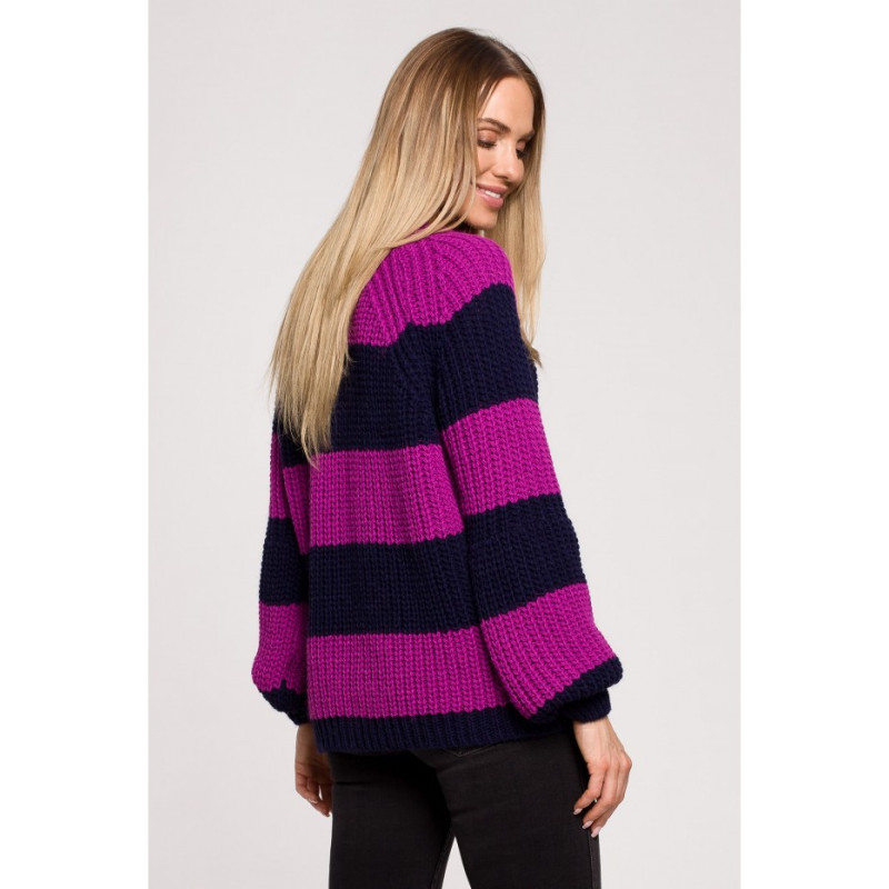 M632 Striped Sweater - model 2