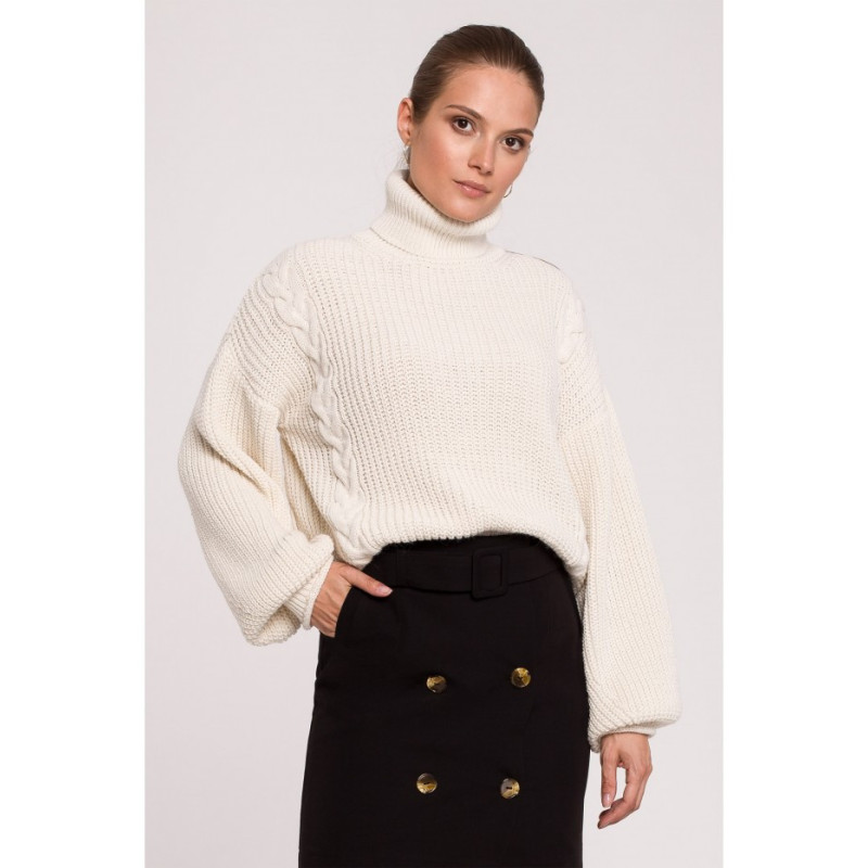 K124 Short turtleneck sweater - ivory