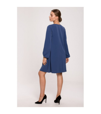 S273 Dress with wide sleeves and neckline - blue