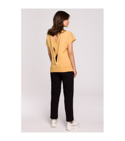 B224 Blouse with cutouts on the back - honey-colored