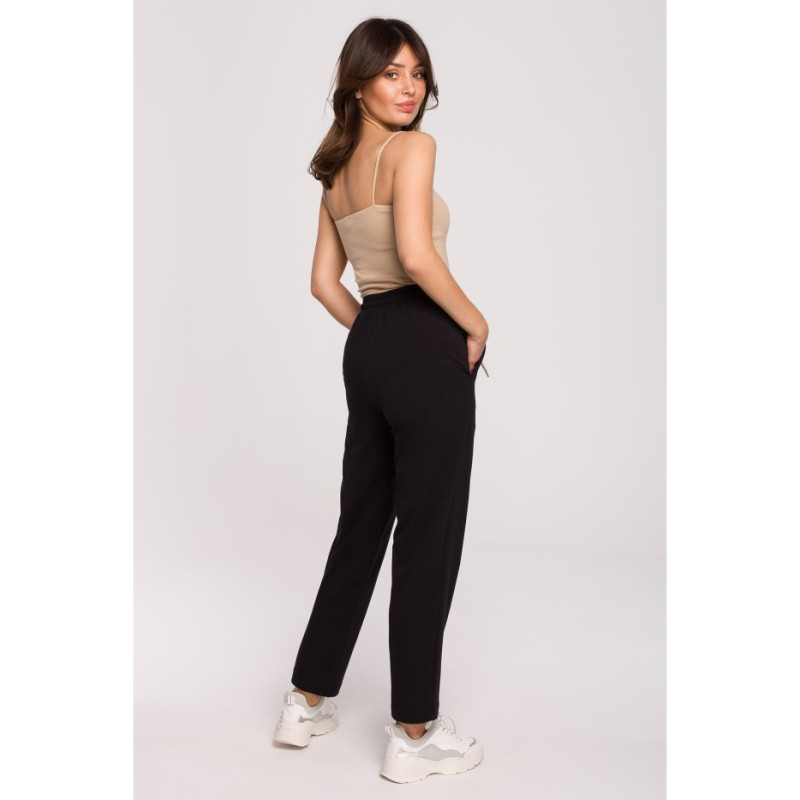 B228 Cigarette pants on elastic - black