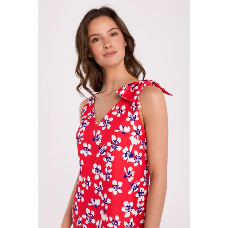 K129 Patterned dress with bow on shoulder - model 2