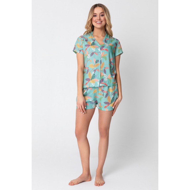 LA104 Pajama shirt with V neckline and print - model 3