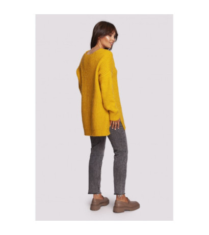 BK087 Long sweater with neckline and side slits - honey