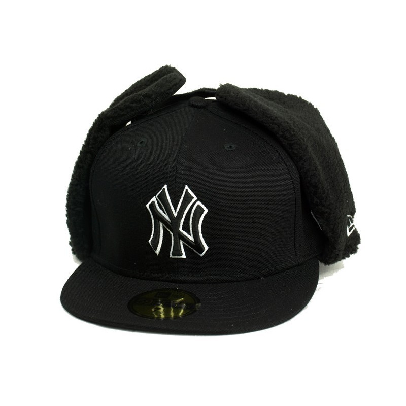 black and white yankees hat