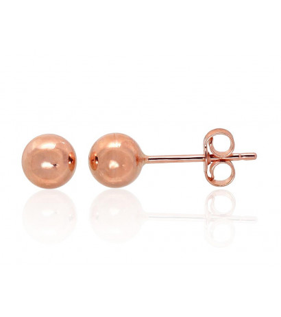 Gold classic studs earrings...