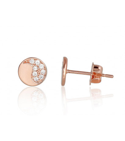 Gold classic studs earrings...