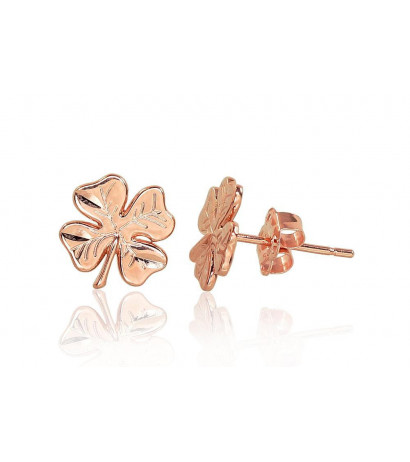 Gold classic studs earrings...