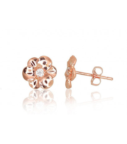 Gold classic studs earrings...